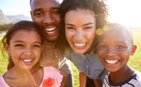 laughing-black-family-outdoors-close-up-back-lit-PPCMZD4.jpg laughing-black-family-outdoors-close-up-back-lit-PPCMZD4.jpg